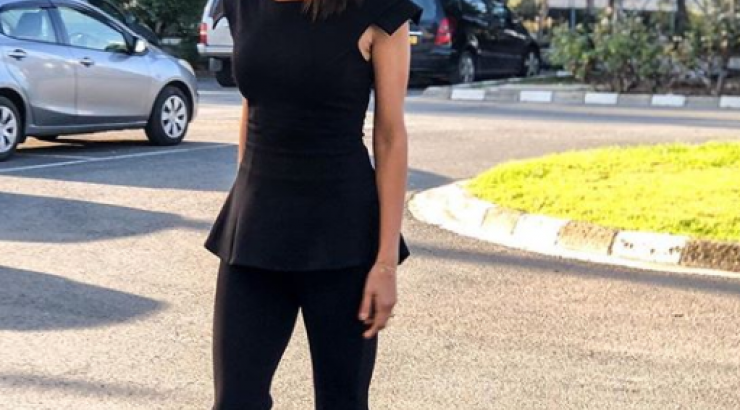 Η κοντή φούστα της Κωνσταντίνας Ευριπίδου και το σέξι ατύχημα on air! [βίντεο]