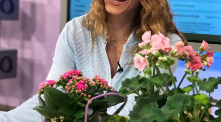 Ακομπλεξάριστη! Η Κωνσταντίνα Ευριπίδου εξομολογήθηκε on air πως θέλει να κάνει botox!