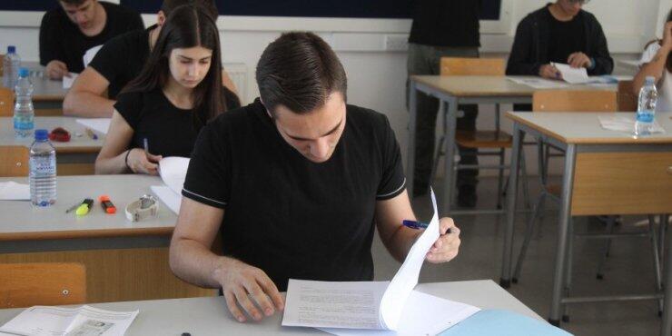 Θεματοθέτες: Συνέρχονται για το θέμα των Νέων Ελληνικών