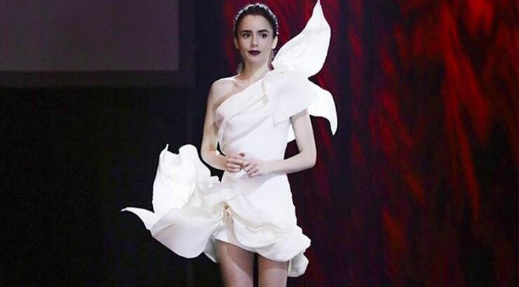 Έξι outfits που θέλουμε να αντιγράψουμε από την σειρά "Emily in Paris"