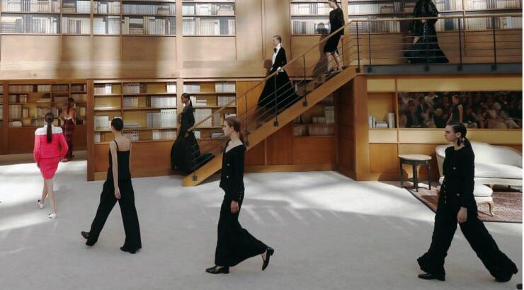 Chanel Haute Couture 2019: Η Virginie Viard αποθέωσε την γαλλική κομψότητα