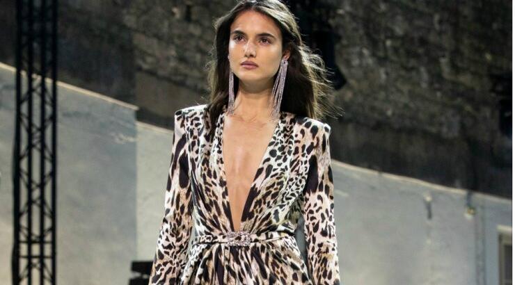 Συνδύασε faux leather με animal print