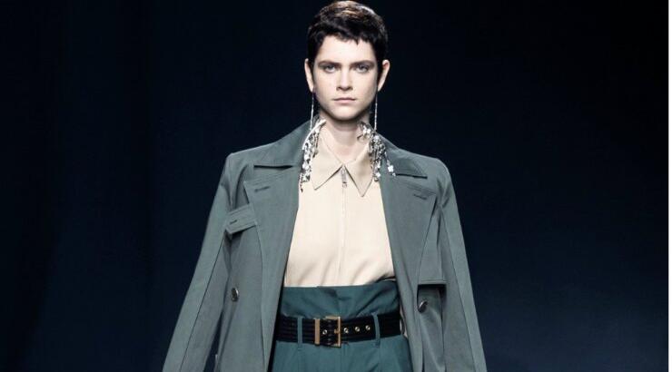 Ανοιξιάτικο office look!