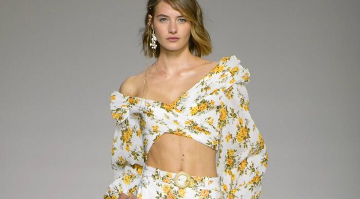 Ρομαντικό floral: Πώς να το φορέσεις στο γραφείο