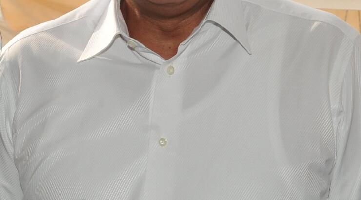 Μ.Κάρογιαν: Δείτε τον να τραγουδά και να αγκαλιάζεται με την Αμαρυλλίς