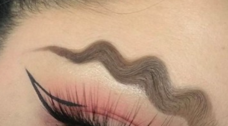 Είναι αυτό το νέο trend στα φρύδια;