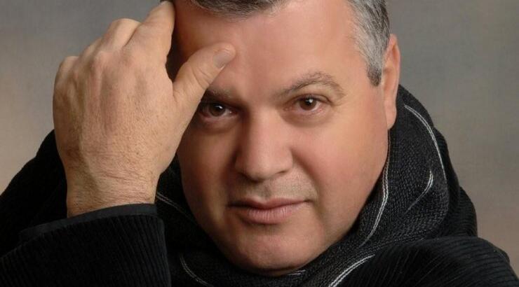  Ο G. Englezos συνεργάζεται με το Θέατρο Ανεμώνα