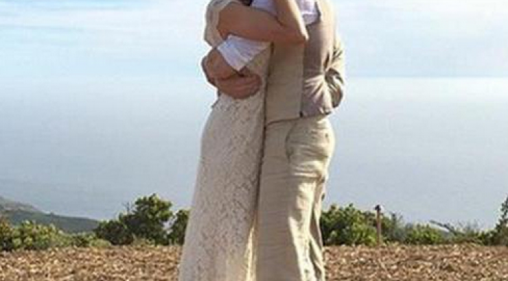 Οι πρώτες φωτογραφίες από τον γάμο διάσημου ζευγαριού!