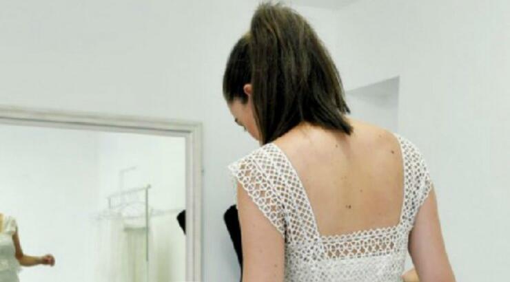 Πρόβα νυφικού για γνωστή Κύπρια λίγες ημέρες πριν από τον γάμο της!