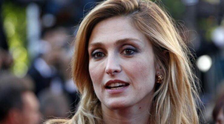 Φαν της Ελλάδας η Ζουλί Γκαγιέ. Η αγαπημένη του Ολάντ έχει σπίτι στην Πάτμο