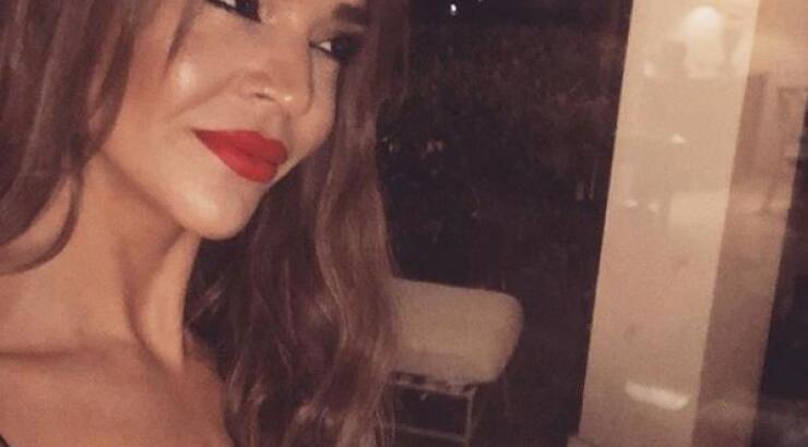 Η Νικολέττα Καρρά απέκτησε το ωραιότερο hair look που είχε ποτέ!