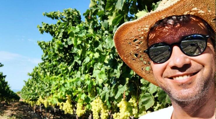 Ανδρέας Γιόρτσιος: Η selfie δίπλα στο πλευρό της μητέρας του [εικόνα]