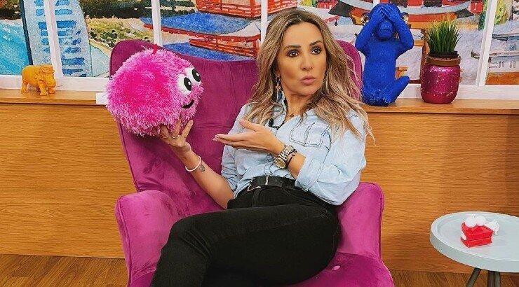 Το “ατύχημα” της Γιώτας Δαμιανού που αποκάλυψε στον αέρα! [βίντεο]