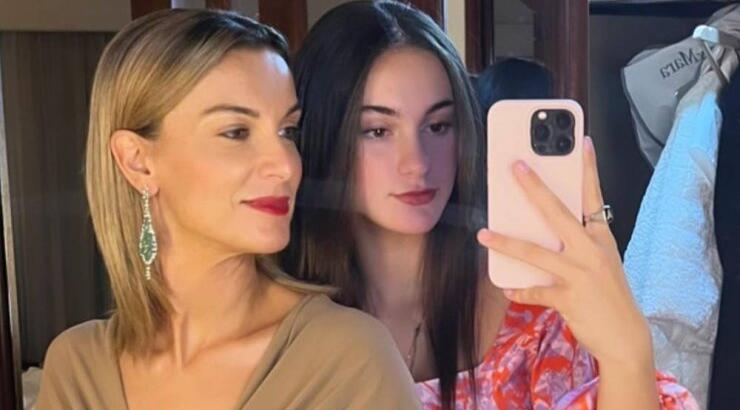 Γιώτα Παπαδοπούλου: Φωτογράφισε την κούκλα κόρη της, Αναστασία με τους Dsquared2 