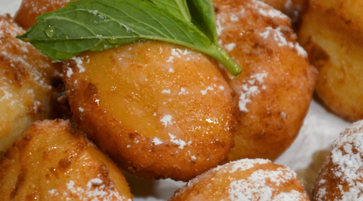 Παραδοσιακό γλυκό με τυρί από τη Μολδαβία