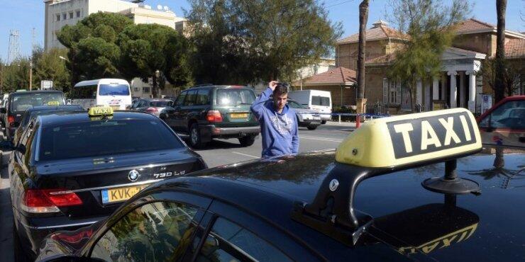 Οι οδηγοί ταξί θ