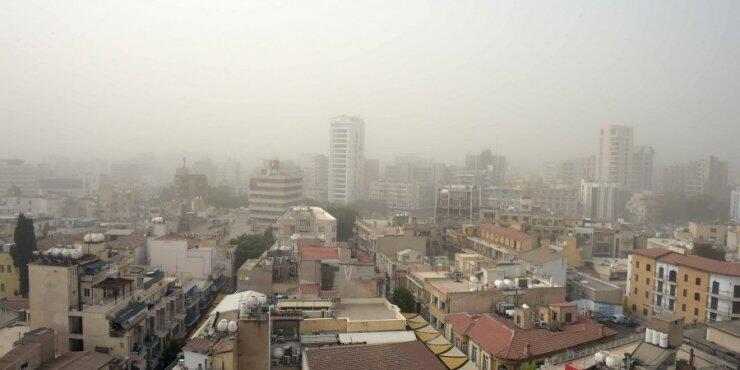 Φεύγει η σκόνη της Συρίας έρχεται κόκκινη σκόνη απο Αφρική 