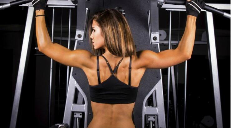 Πρόγραμμα για πιο γραμμωμένους ώμους