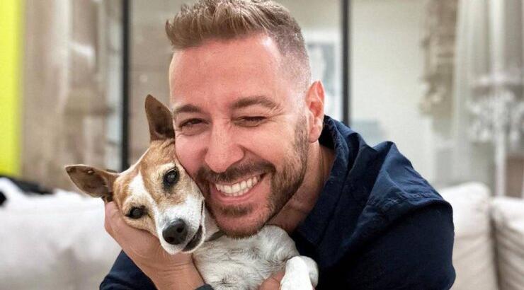 Ο Γρηγόρης Κορπίδης με τη viral Μηλού του στην κυπριακή τηλεόραση για πρώτη φορά [βίντεο]