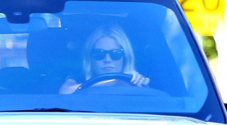 Διάσημη σταρ πηγαίνει σε ψυχολόγο για να ξεπεράσει το χωρισμό της [εικόνες]