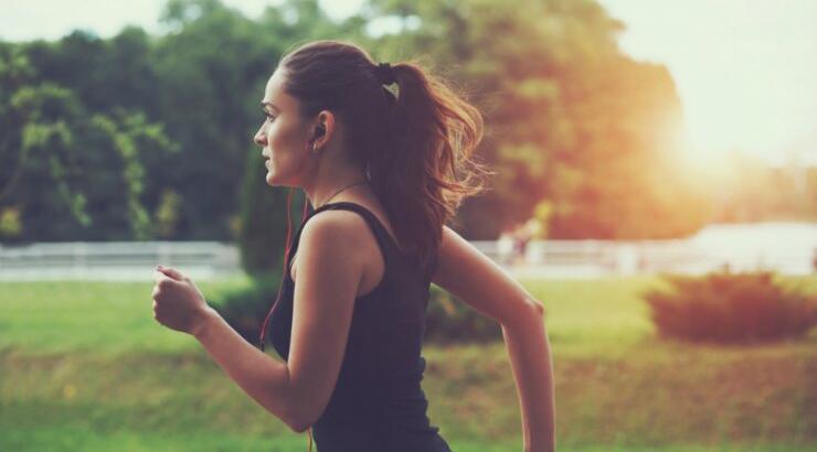 4+1 ασκήσεις ιδανικές για τις γυναίκες μετά τα 40!