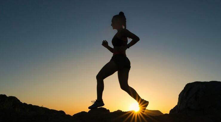 Πέντε tips που πρέπει να ξέρεις αν γυμνάζεσαι στη ζέστη!