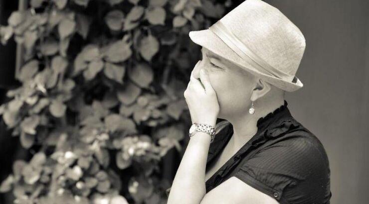  Πράξη που συγκλονίζει! Η φίλη τους διαγνώστηκε με καρκίνο και ξύρισαν όλες το κεφάλι τους!