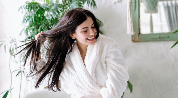 Healthy hair: Συμβουλές για τη σωστή φροντίδα των μαλλιών σου