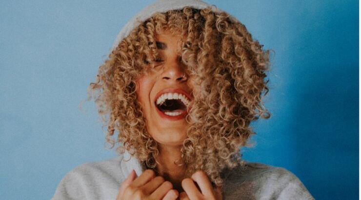 Τρία συναισθηματικά λάθη που θα περιορίσουν την ευτυχία σου