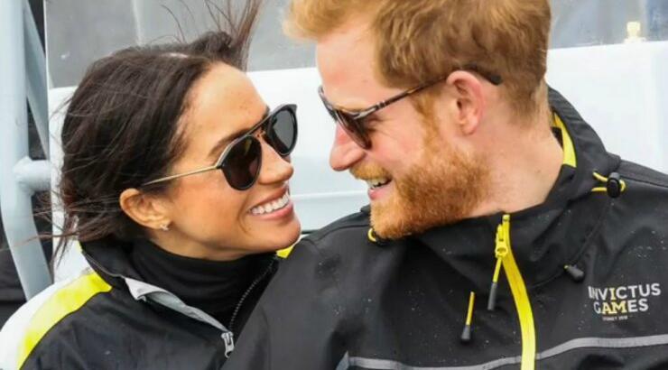 Ο Πρίγκιπας Harry φωτογράφησε τη φουσκωμένη κοιλίτσα της Meghan Markle! [εικόνες]