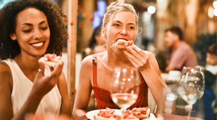 6 μυστικά για να μη χαλάσεις τη δίαιτα σου το σαββατοκύριακο