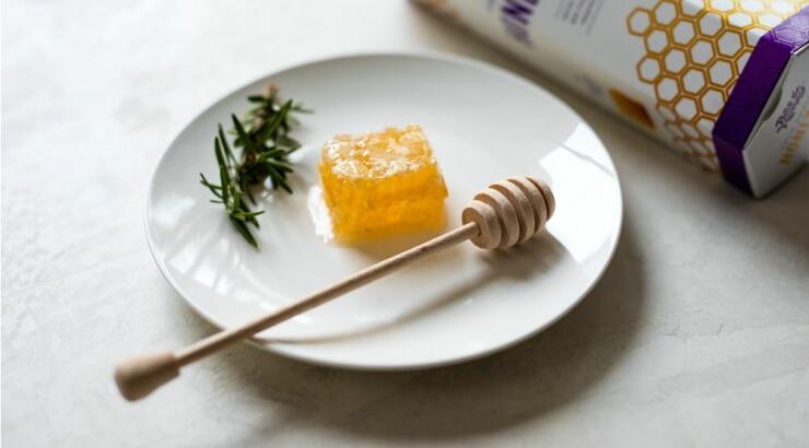 Η ευεργετική επίδραση του βασιλικού πολτού στην υγεία