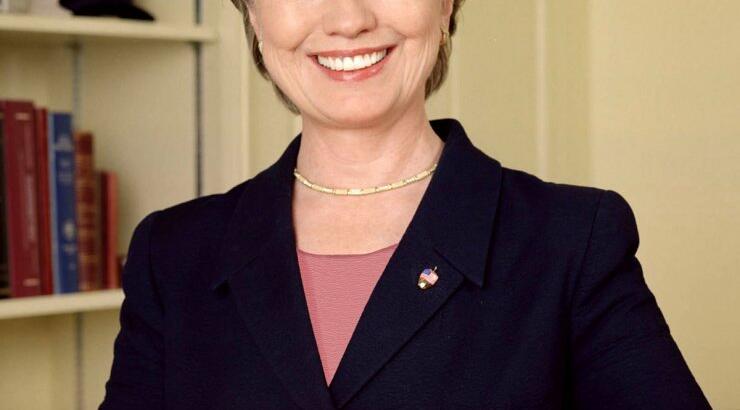 Η Vogue στηρίζει ανοιχτά τη Hillary Clinton για πρώτη φορά στην ιστορία της