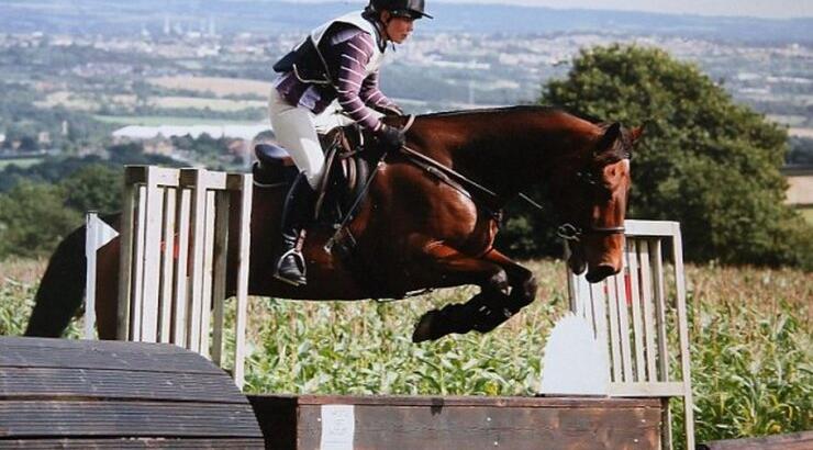 H Stephanie Lees αυτοκτόνησε γιατί δεν άντεξε την ευθανασία του αλόγου της