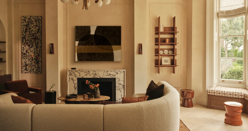 Μια ανερχόμενη designer έφτιαξε το πιο cozy σπίτι στο Λονδίνο