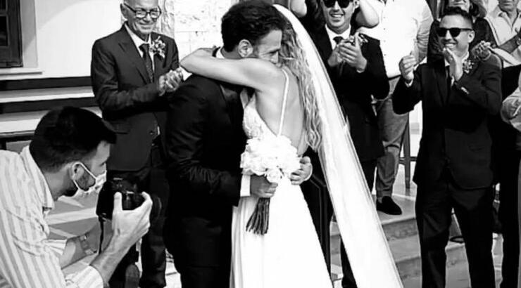 Το ντουέτο του Hovig με τη σύζυγό του στο γαμήλιο πάρτι! [βίντεο]