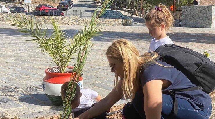 Χριστιάνα Αριστοτέλους: Αποκάλυψε τη δραστηριότητα με την κόρη της στην καραντίνα! [εικόνα]