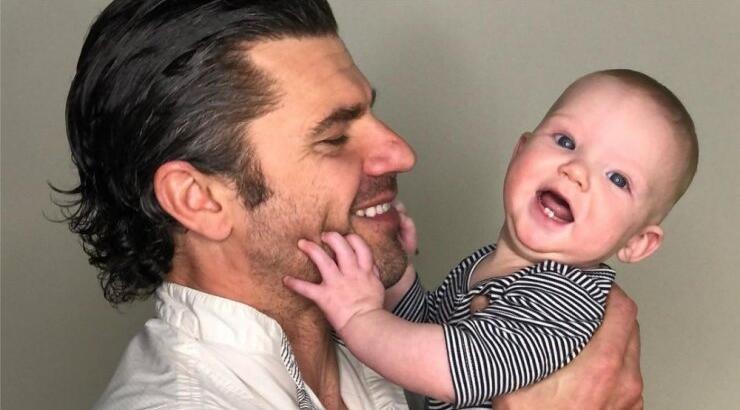 Χρήστος Βασιλόπουλος: Ο ευφάνταστος τρόπος που βρήκε για να συνδέεται με τον γιο του όταν δεν είναι μαζί του [βίντεο]