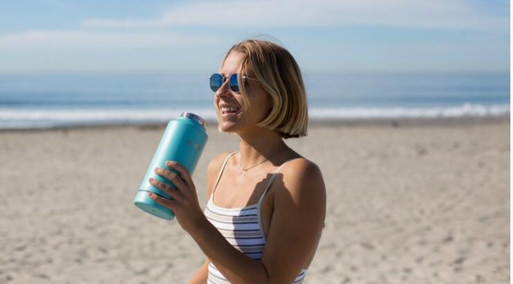 Έξι τρόποι για να ενυδατώσετε τον οργανισμό σας το καλοκαίρι