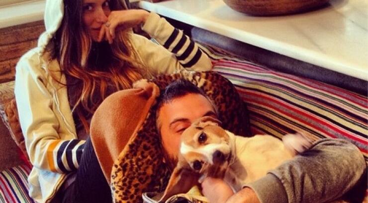 Οι φωτογραφίες της Σοφίας Καρβέλα με τη μαμά Άννα και τον Θανάση Πανουργιά