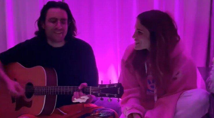 Ο Ίαν Στρατής έκανε την πρώτη ανάρτηση με τη Μαίρη Συνατσάκη στο Instagram και είναι ότι πιο ρομαντικό!  