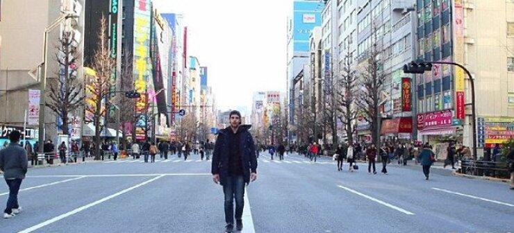  Γιατί οι Ιάπωνες περπατούν ανάποδα; 