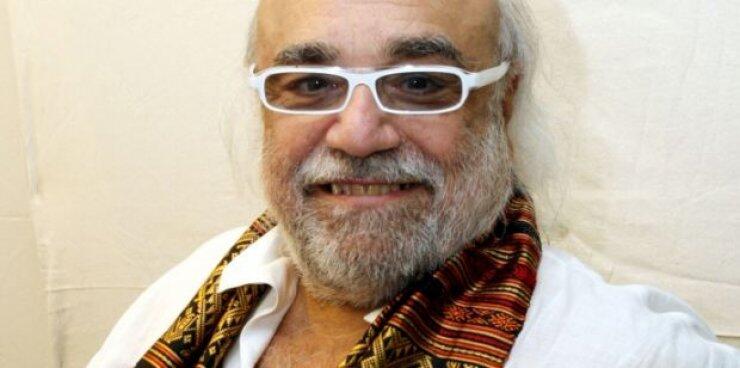 Στο νοσοκομείο ο Ντέμης Ρούσσος;