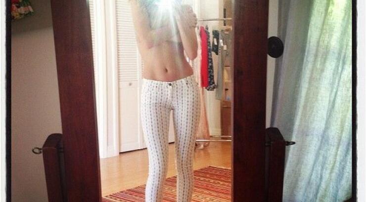 H Ρόζι Χάντινγκτον topless