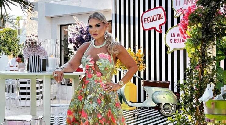 Κάτια Θεοδότου: Το βραδινό της look στη Μύκονο