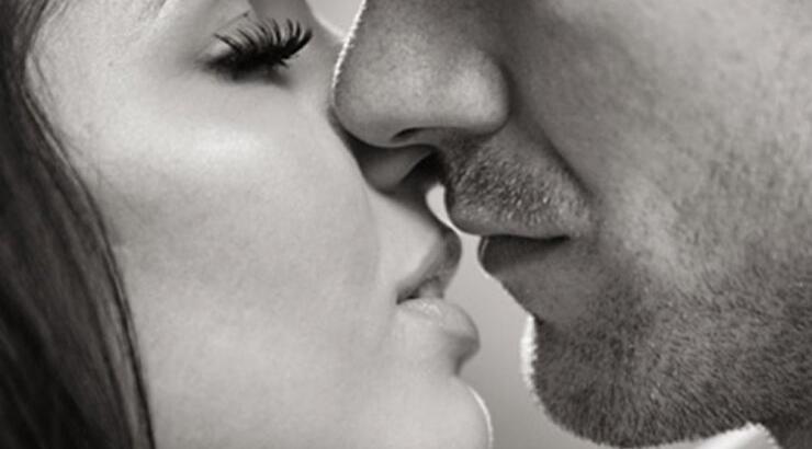 Ποια ώρα της ημέρας προτιμούν να κάνουν σεξ οι άντρες και ποια οι γυναίκες   