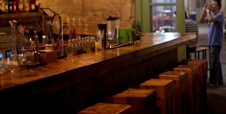 Για καφέ, ποτό και φαγητό στη Λεμεσό...