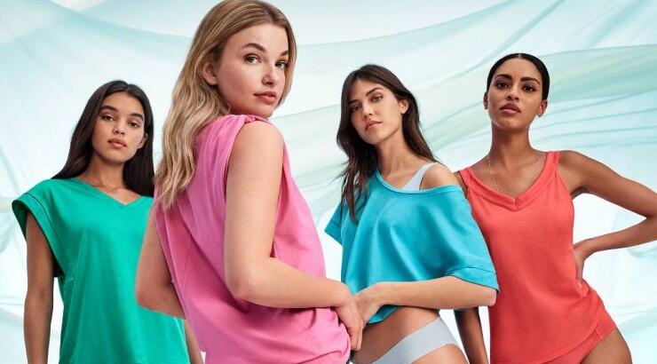 Ultrafresh Supima και Invisible Supima: Η συλλογή από μπλούζες INTIMISSIMI σε ένα καλειδοσκόπιο χρωμάτων, με 100% βάση το φυσικό βαμβάκι.