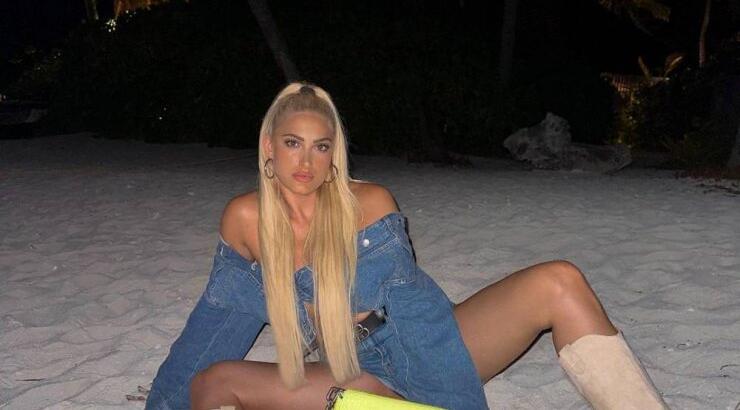 Έξαλλη η Ιωάννα Τούνη με τη διαρροή της πρόσκλησης της βάφτισης του γιου της [βίντεο]