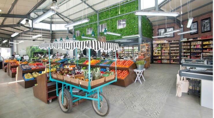 Άνοιξε η φρουτολαχαναγορά "Η Παλία Αποθήκη" και είναι υπέροχη